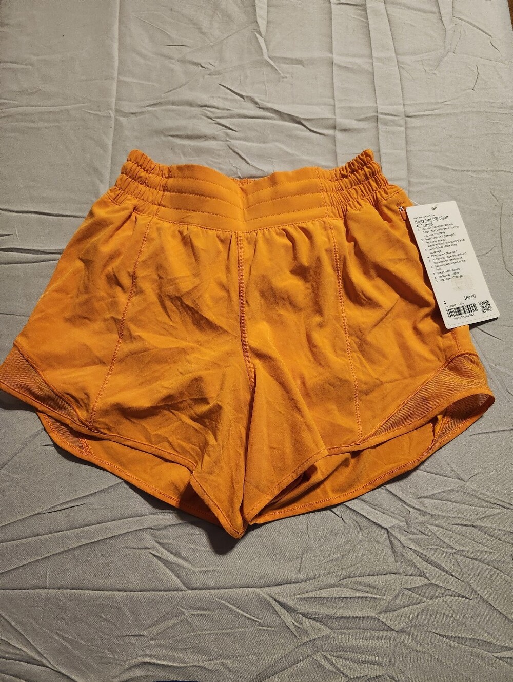 Nwt Lululemon Hotty Hot Hr Short 4" Lined